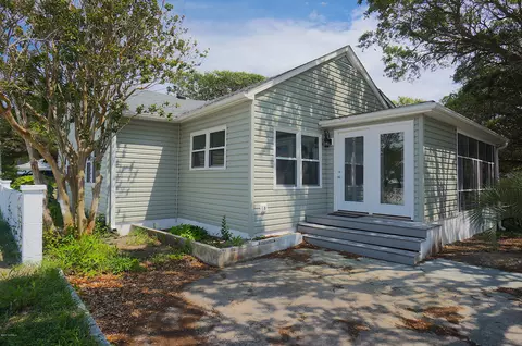 1075 Salter Path Rd, Salter Path, NC 28575 photo 1