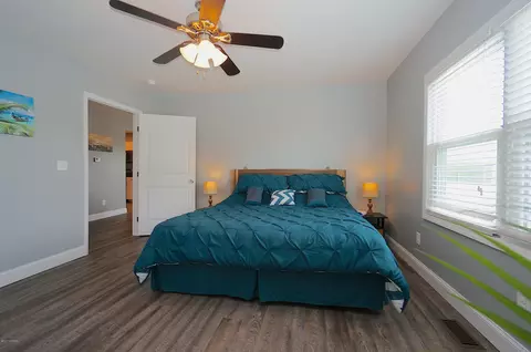 1075 Salter Path Rd, Salter Path, NC 28575 photo 11