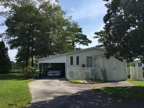 805 Jetty Ct, Hampstead, NC 28443 photo 2