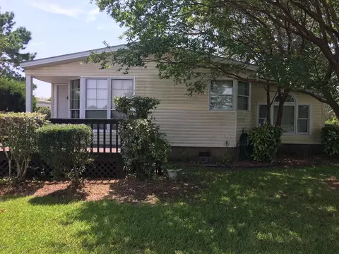 805 Jetty Ct, Hampstead, NC 28443 photo 4