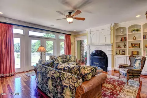 246 Crane Pt, Hampstead, NC 28443 photo 9