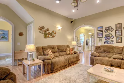 121 Wind Ridge Rd, Hampstead, NC 28443 photo 14