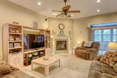 121 Wind Ridge Rd, Hampstead, NC 28443 photo 2