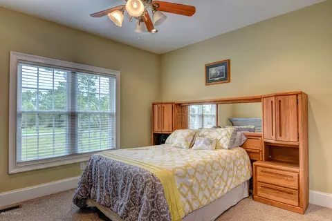 121 Wind Ridge Rd, Hampstead, NC 28443 photo 5