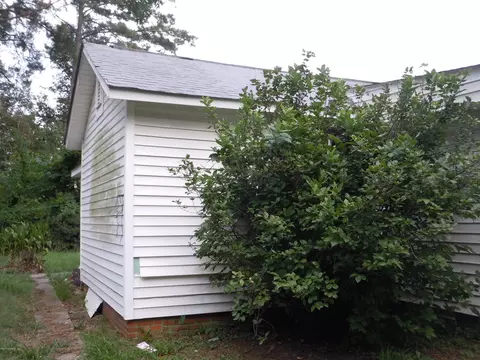 110 Thompson St, Chadbourn, NC 28431 photo 23