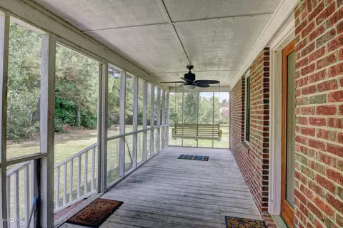 212 N 4th Ave, Atkinson, NC 28421 photo 22