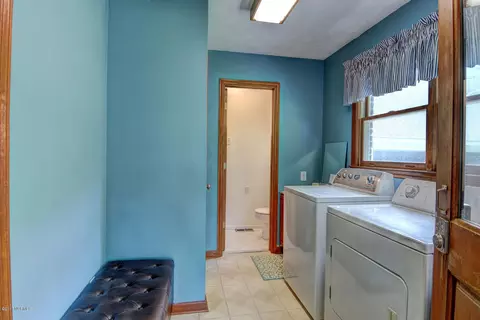 212 N 4th Ave, Atkinson, NC 28421 photo 12