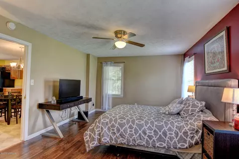 212 N 4th Ave, Atkinson, NC 28421 photo 13