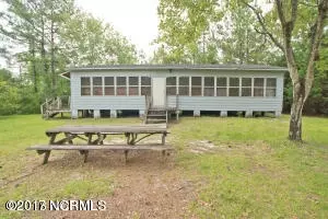 130 Gerainium Rd, Hampstead, NC 28443 photo 1