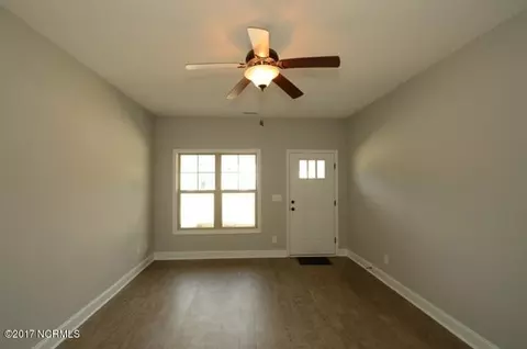302 Winstead Loop Rd, Richlands, NC 28574 photo 12