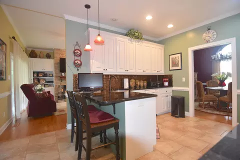 1003 Taberna Cir, New Bern, NC 28562 photo 3