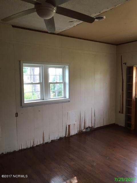 28 Crown Point Rd, Hubert, NC 28539 photo 3