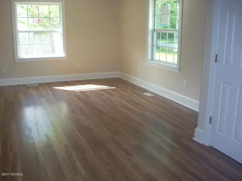 328 2nd St, Ayden, NC 28513 photo 8