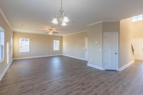401 Kale Ct, Hubert, NC 28539 photo 9
