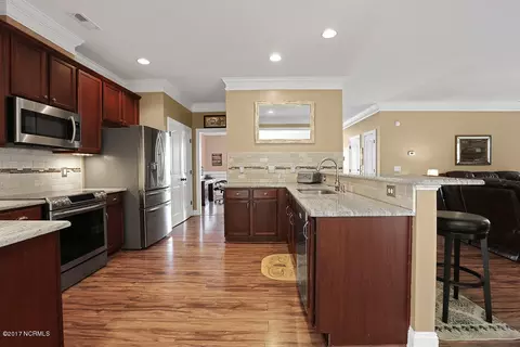 93 Grant Dr, Hampstead, NC 28443 photo 7