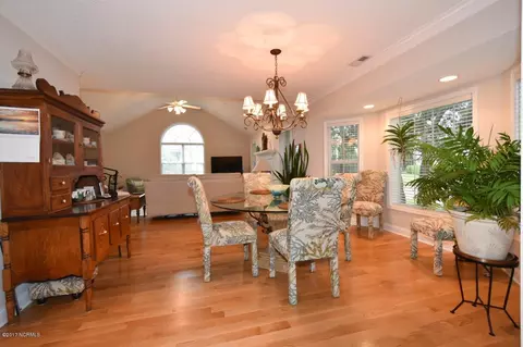 508 Shell Dr, Kure Beach, NC 28449 photo 14