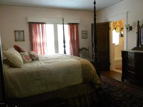 207 E Nash St, Spring Hope, NC 27882 photo 18