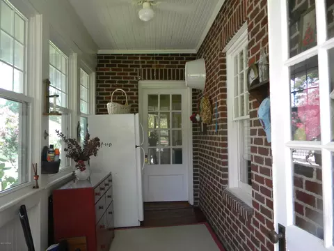 207 E Nash St, Spring Hope, NC 27882 photo 10