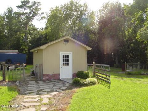 302 Grovediere Ln, Hampstead, NC 28443 photo 32