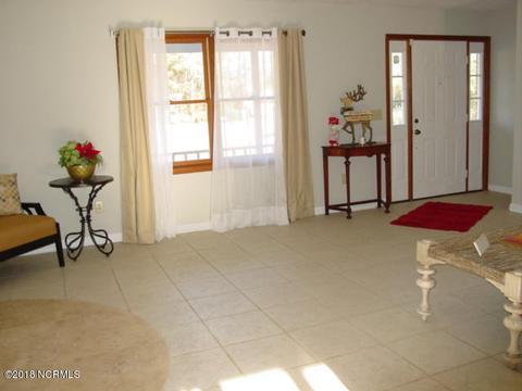 302 Grovediere Ln, Hampstead, NC 28443 photo 15