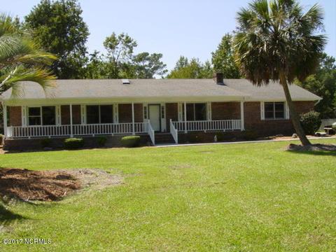 302 Grovediere Ln, Hampstead, NC 28443 photo 1