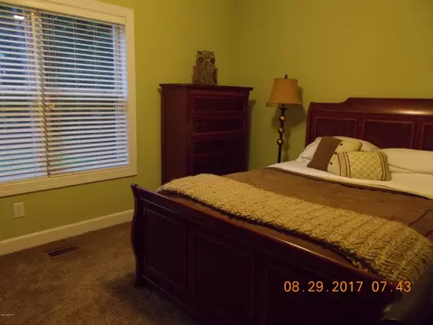 107 Sanderling Ct, Hampstead, NC 28443 photo 11