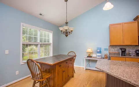 110 E Stockton Pl, Hampstead, NC 28443 photo 11