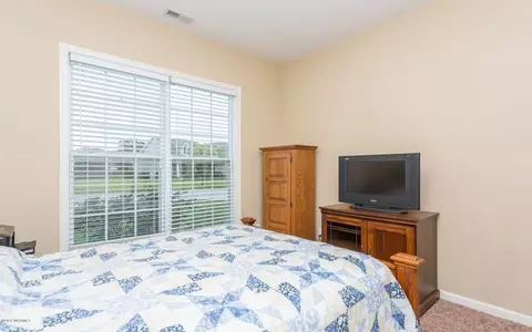 110 E Stockton Pl, Hampstead, NC 28443 photo 21
