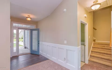 110 E Stockton Pl, Hampstead, NC 28443 photo 3