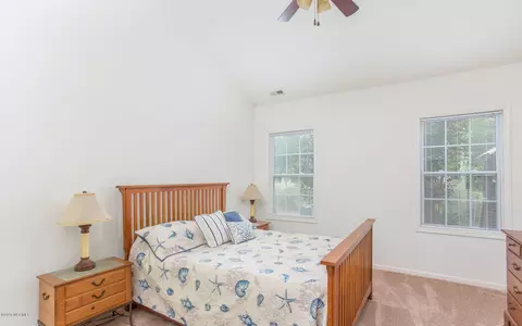 110 E Stockton Pl, Hampstead, NC 28443 photo 13