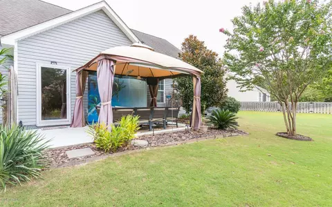 110 E Stockton Pl, Hampstead, NC 28443 photo 24