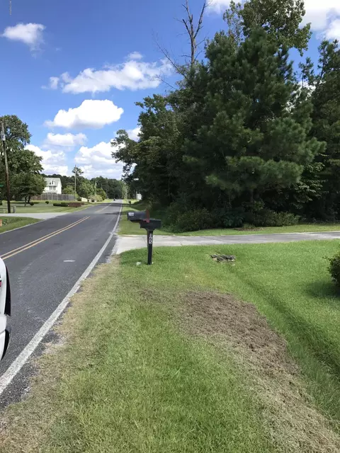 165 Perrytown Loop Rd, New Bern, NC 28562 photo 3