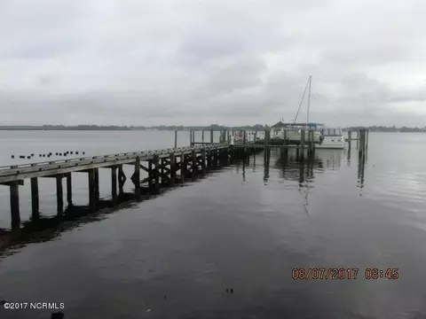 750 E Front St, New Bern, NC 28560 photo 23