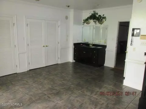750 E Front St, New Bern, NC 28560 photo 11