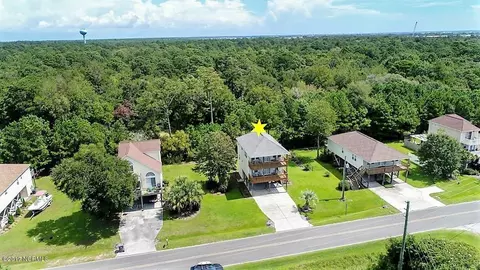 819 Driftwood Dr, Surf City, NC 28445 photo 23