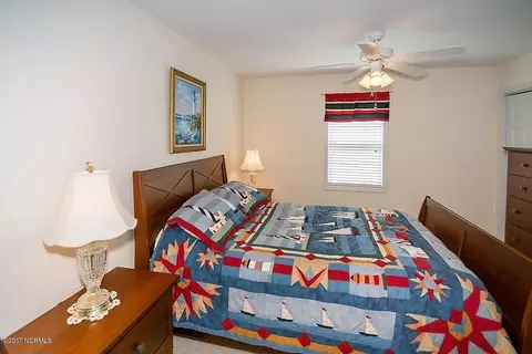 819 Driftwood Dr, Surf City, NC 28445 photo 13