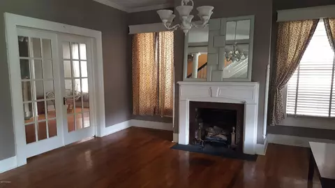 206 E 2nd St, Washington, NC 27889 photo 7