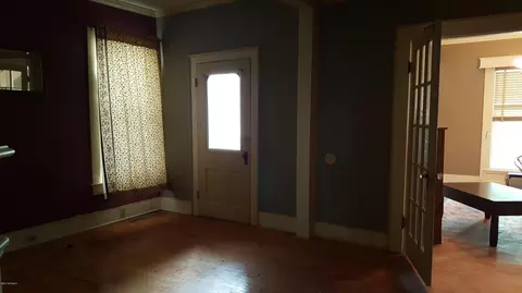 206 E 2nd St, Washington, NC 27889 photo 9
