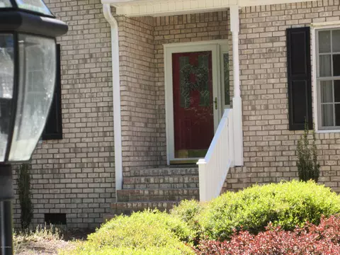 100 Mullica Dr, Chocowinity, NC 27817 photo 2