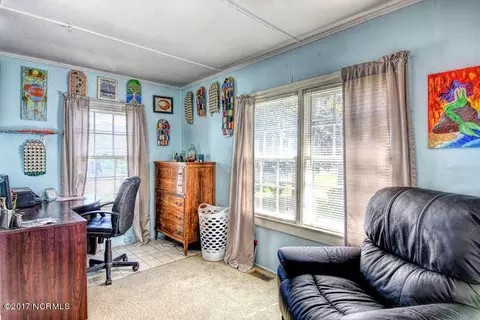 109 N 3rd Ave, Kure Beach, NC 28449 photo 17