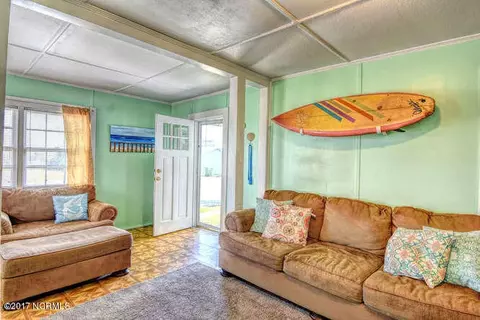 109 N 3rd Ave, Kure Beach, NC 28449 photo 7