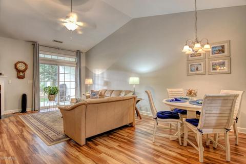 101 Thrasher Ct, Hampstead, NC 28443 photo 14