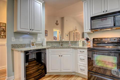101 Thrasher Ct, Hampstead, NC 28443 photo 11