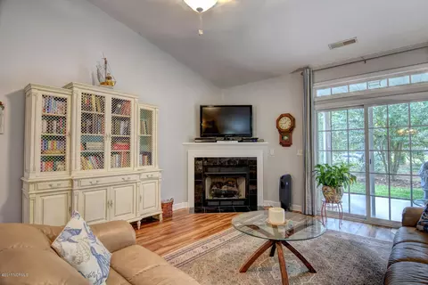 101 Thrasher Ct, Hampstead, NC 28443 photo 16