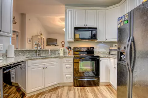 101 Thrasher Ct, Hampstead, NC 28443 photo 9