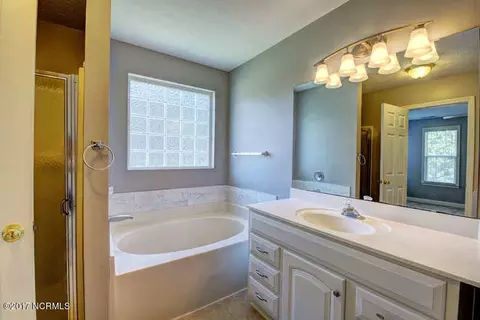25 Merganser Loop, Rocky Point, NC 28457 photo 14