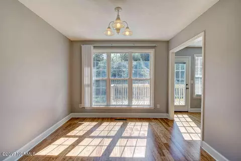 25 Merganser Loop, Rocky Point, NC 28457 photo 9