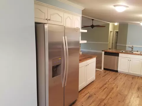 108 Sunset Ct, Hampstead, NC 28443 photo 6
