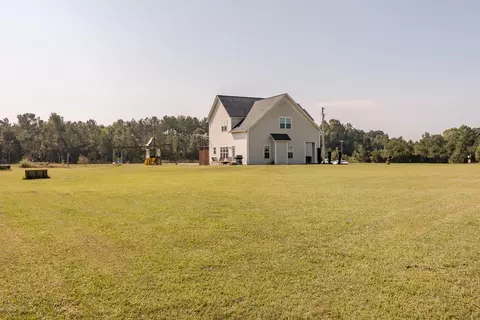 100 Hall Effect Ln, Maple Hill, NC 28454 photo 25