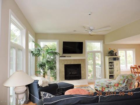 212 Sandfiddler E, Emerald Isle, NC 28594 photo 7